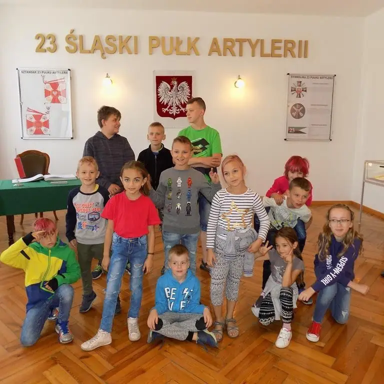 Wakacje z artylerzystami