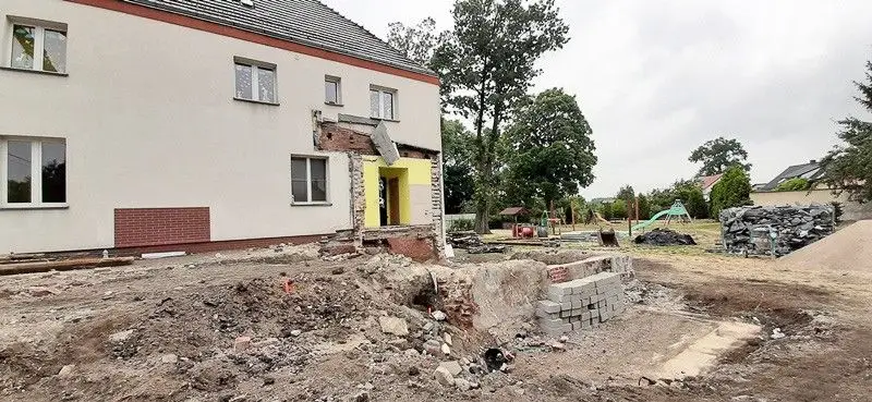 Rozbudowują gminne przedszkole w Gromadce