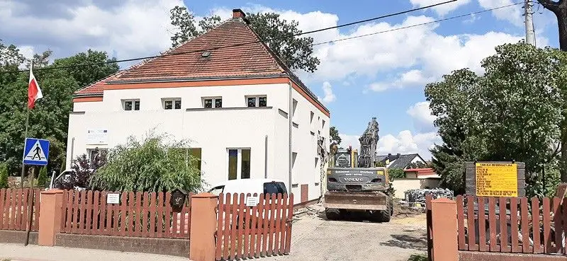 Rozbudowują gminne przedszkole w Gromadce