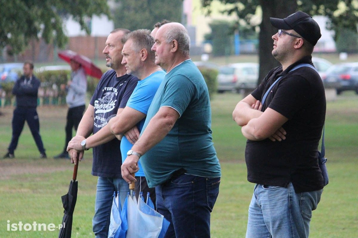 BKS pewnie wygrywa sparing KS Stare Jaroszowice