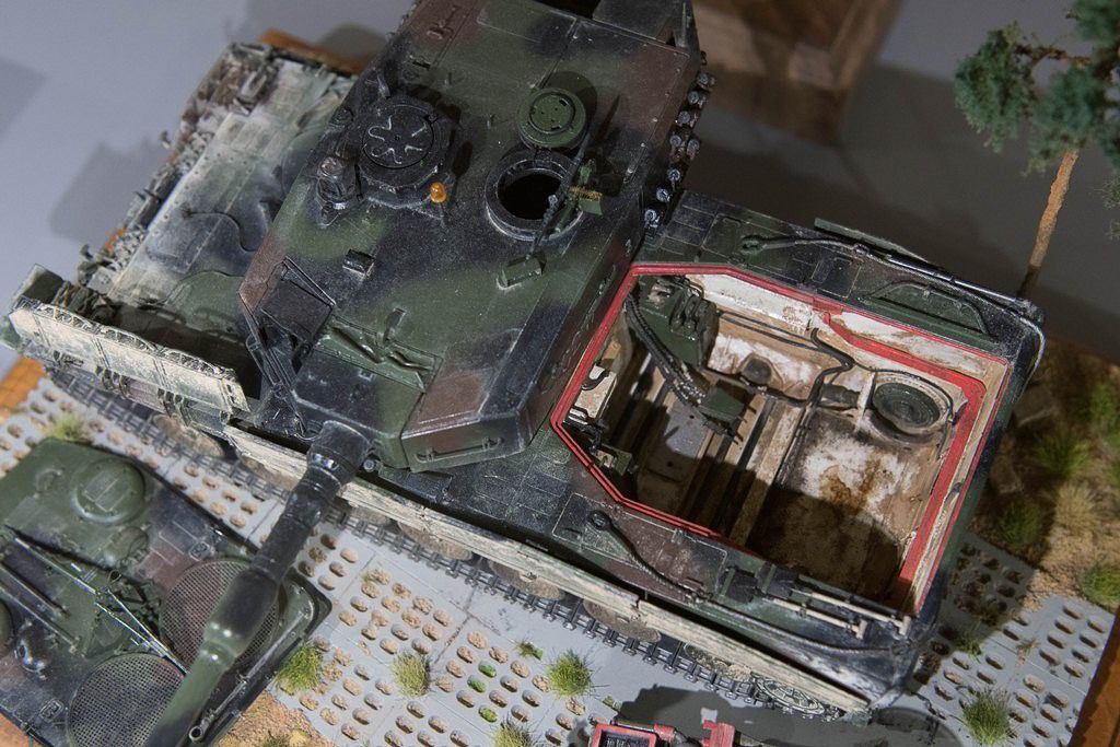 Pancerniacy świętowali po zmroku