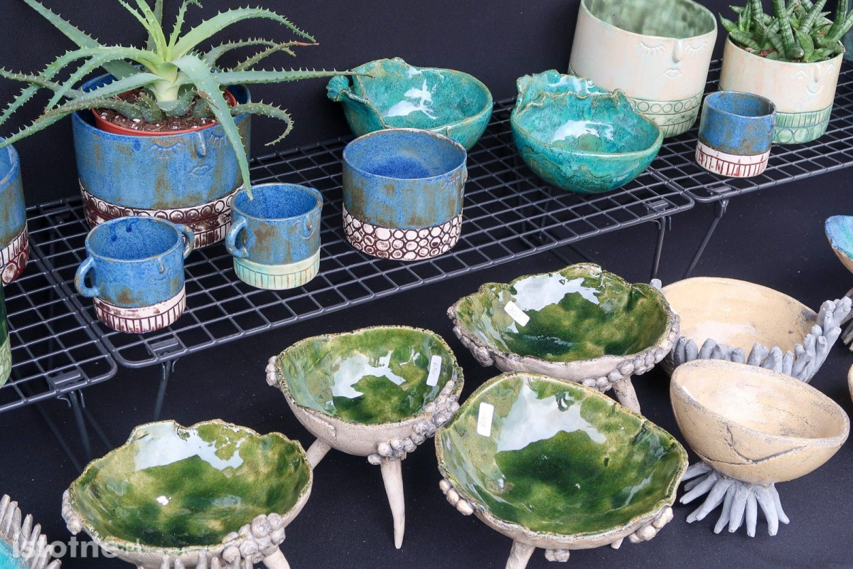 Ceramika na targach ceramicznych w Bolesławcu