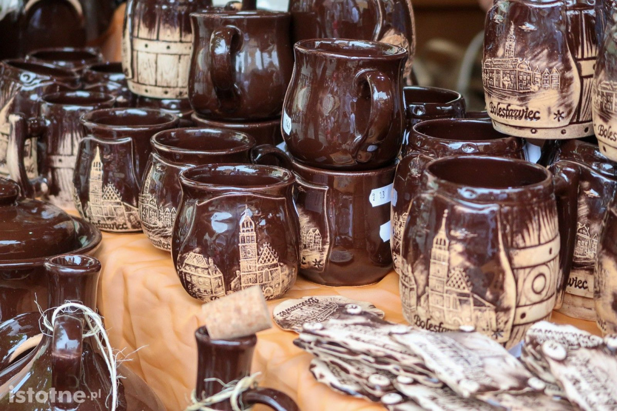 Ceramika na targach ceramicznych w Bolesławcu