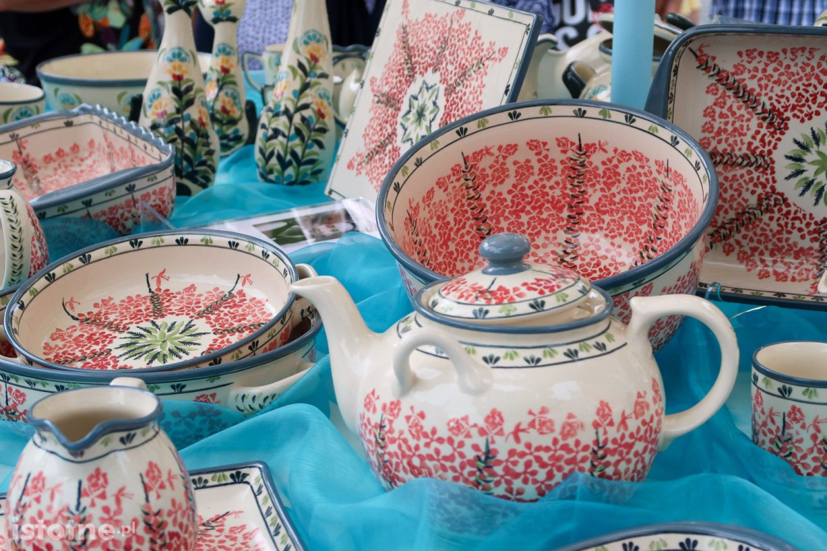 Ceramika na targach ceramicznych w Bolesławcu
