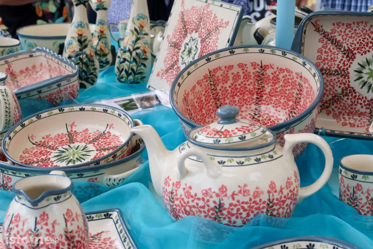 Ceramika na targach ceramicznych w Bolesławcu