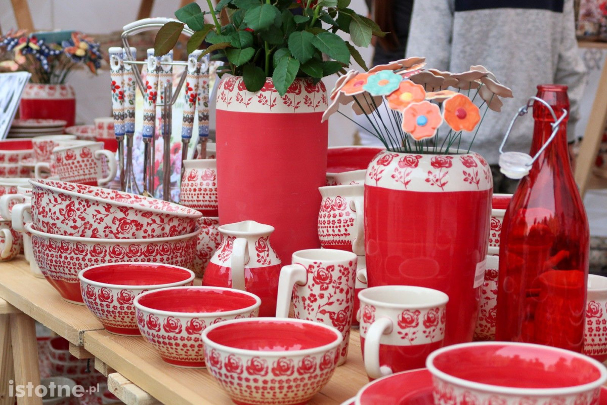 Ceramika na targach ceramicznych w Bolesławcu