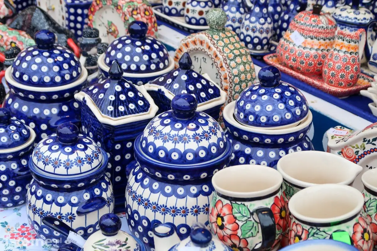 Ceramika na targach ceramicznych w Bolesławcu