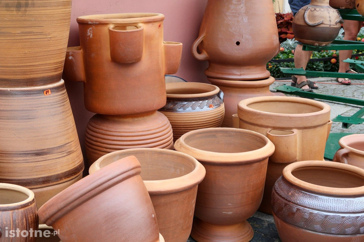Ceramika na targach ceramicznych w Bolesławcu