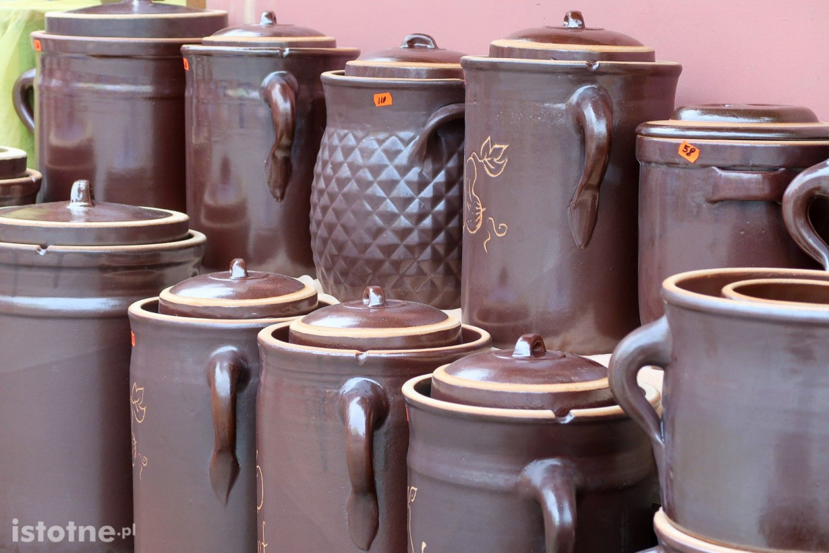 Ceramika na targach ceramicznych w Bolesławcu