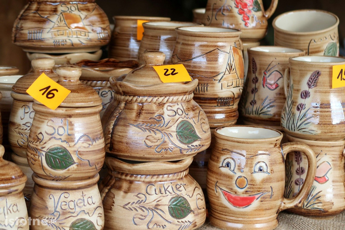 Ceramika na targach ceramicznych w Bolesławcu