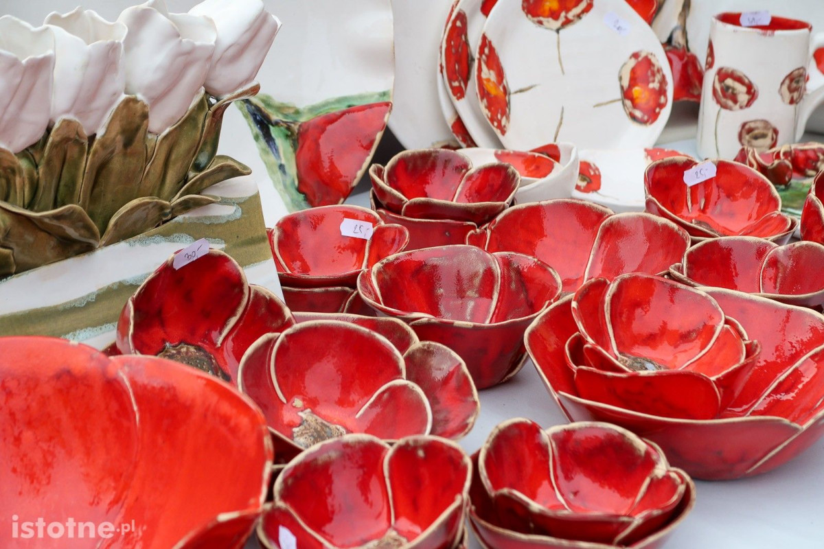 Ceramika na targach ceramicznych w Bolesławcu