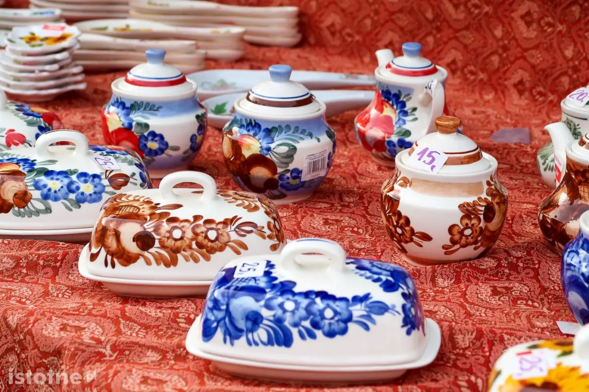 Ceramika na targach ceramicznych w Bolesławcu