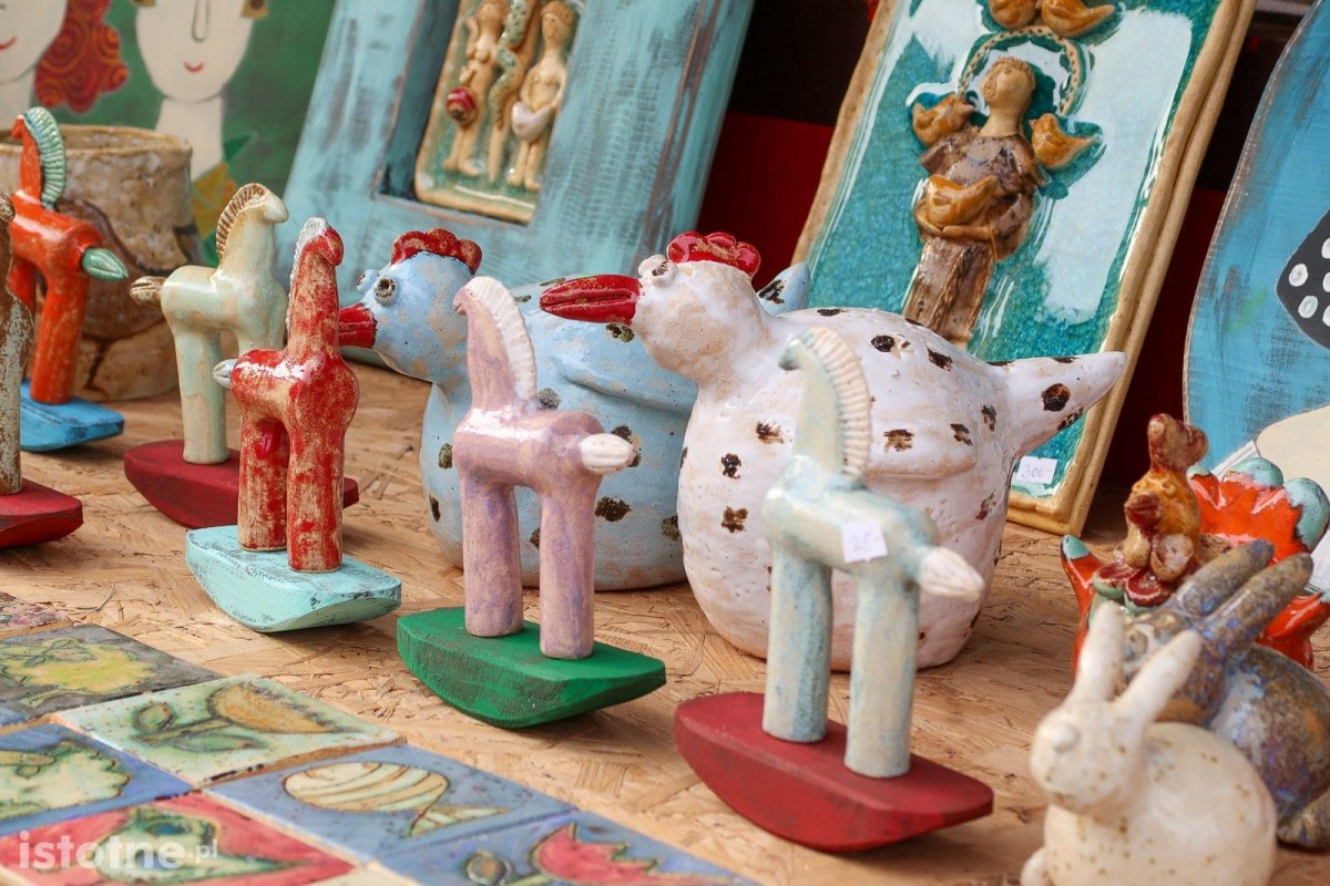 Ceramika na targach ceramicznych w Bolesławcu