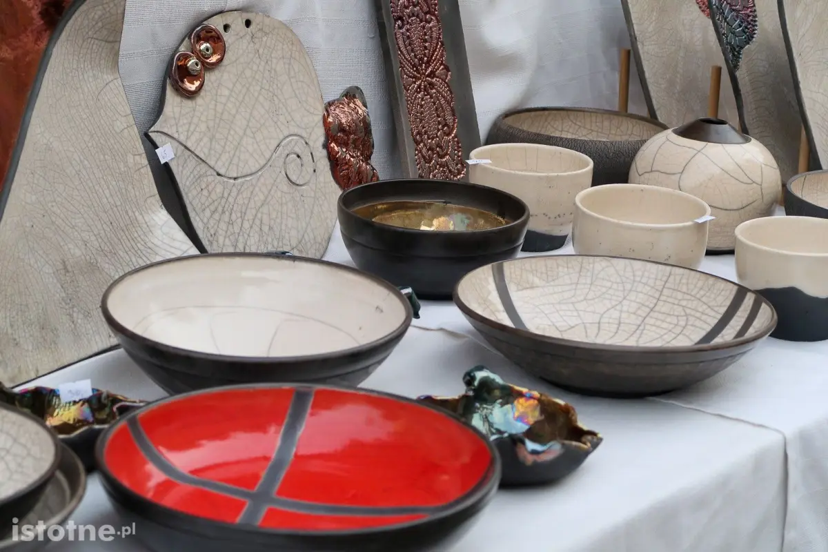Ceramika na targach ceramicznych w Bolesławcu