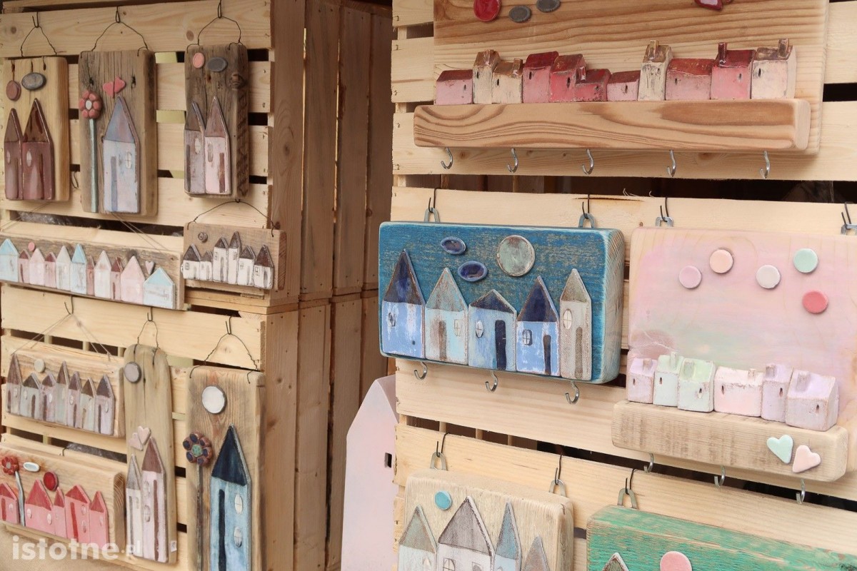 Ceramika na targach ceramicznych w Bolesławcu