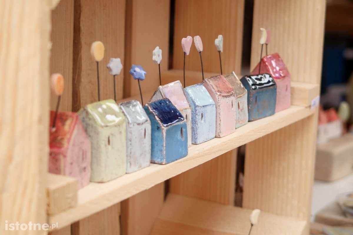 Ceramika na targach ceramicznych w Bolesławcu