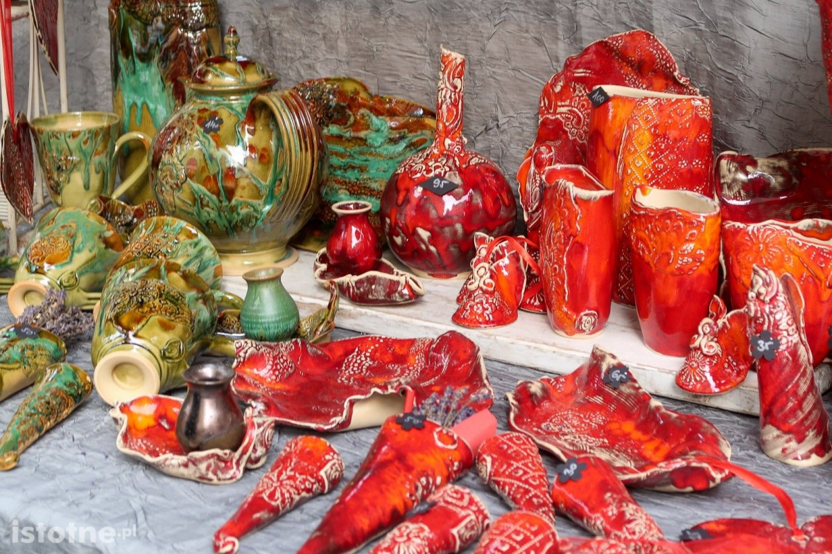 Ceramika na targach ceramicznych w Bolesławcu
