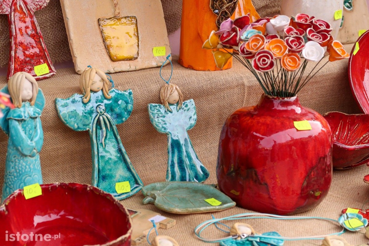 Ceramika na targach ceramicznych w Bolesławcu