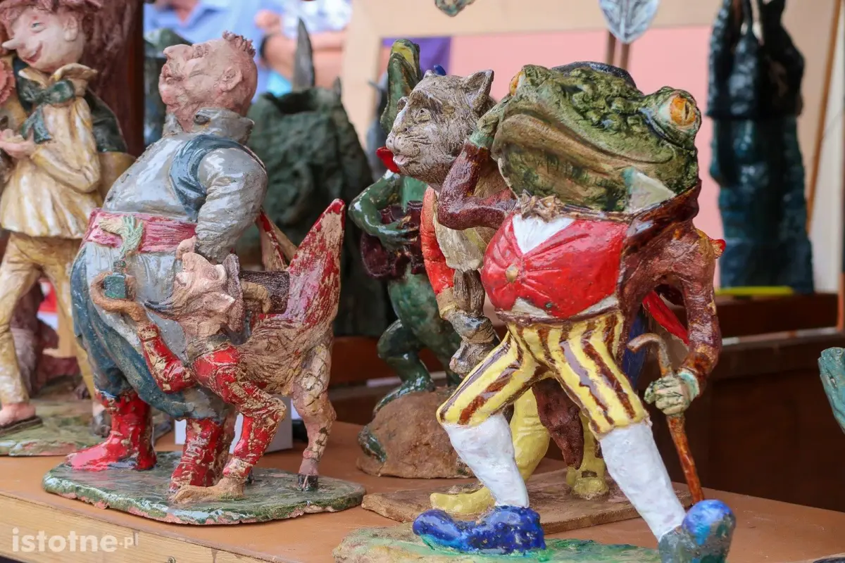 Ceramika na targach ceramicznych w Bolesławcu