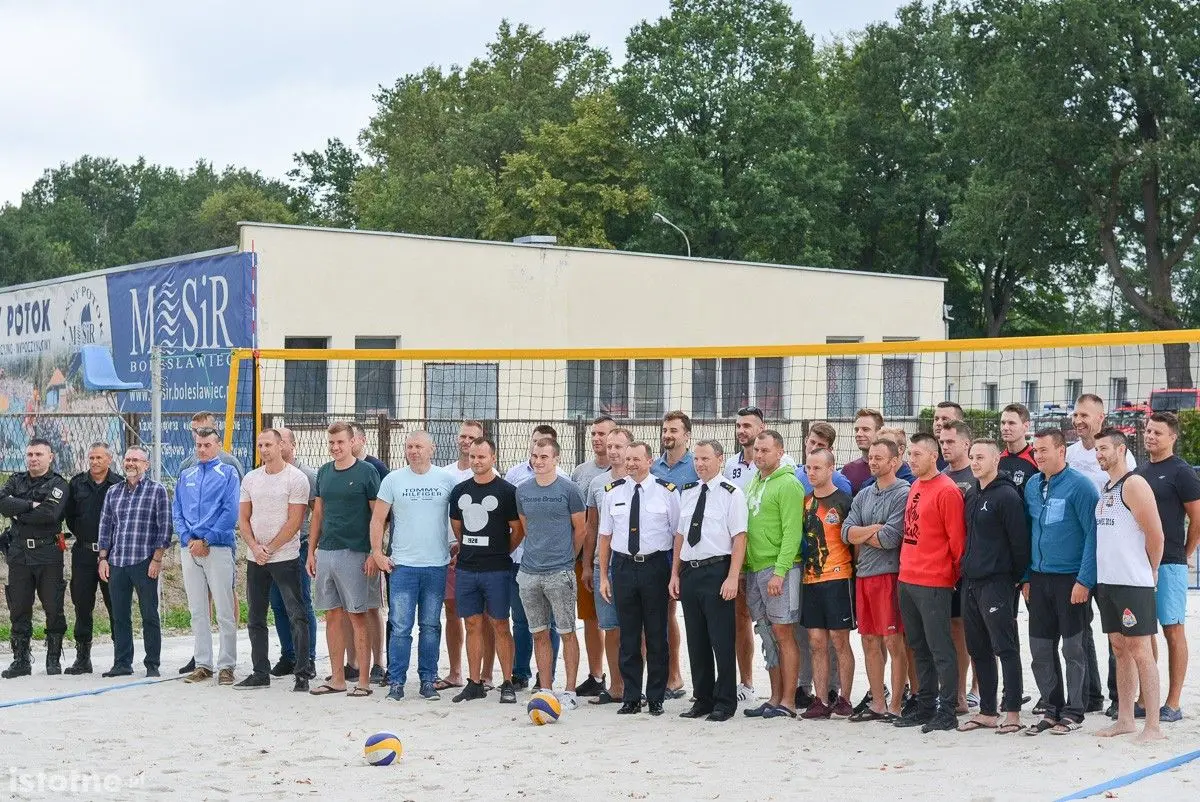 Strażacy – znakomici siatkarze plażowi
