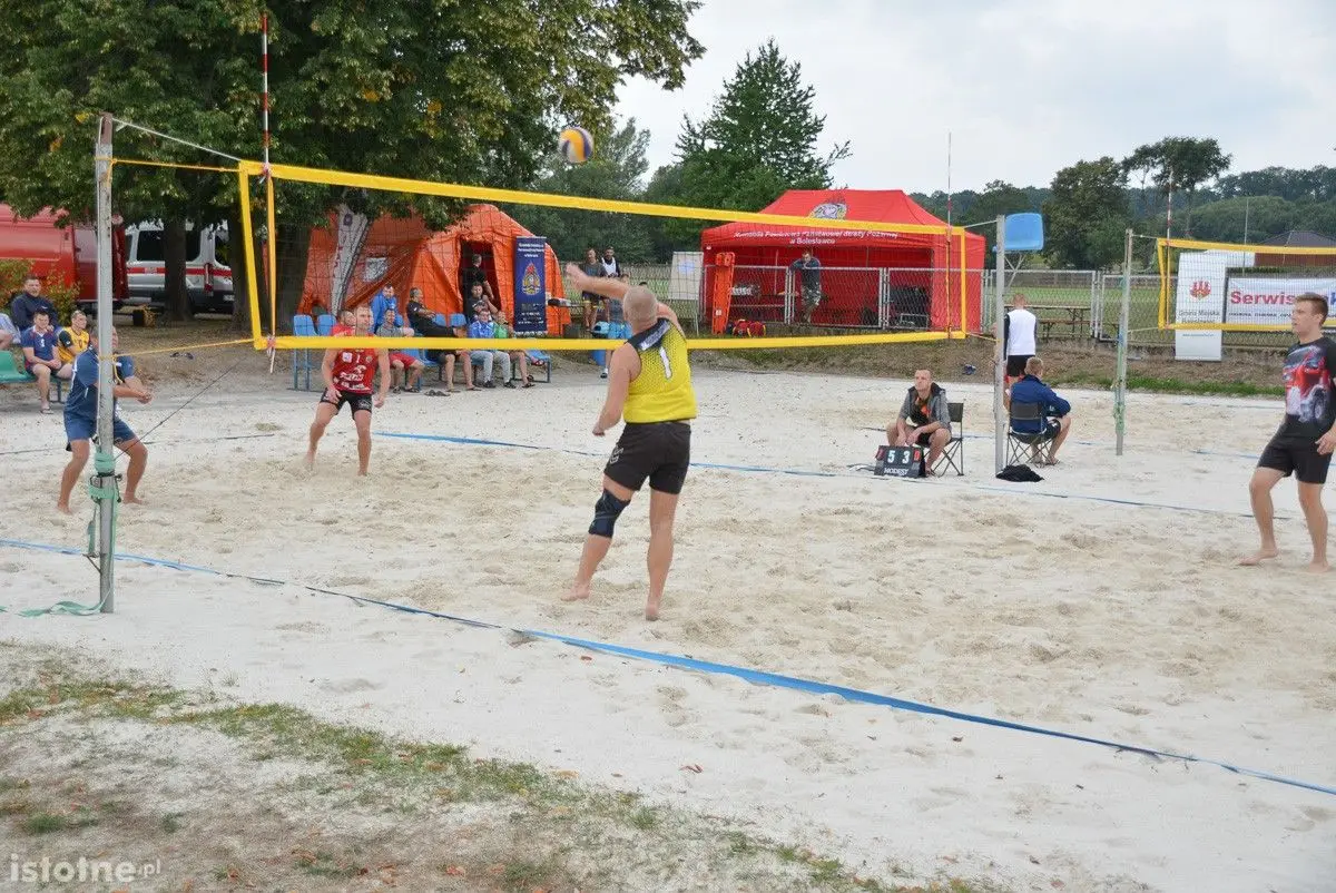 Strażacy – znakomici siatkarze plażowi