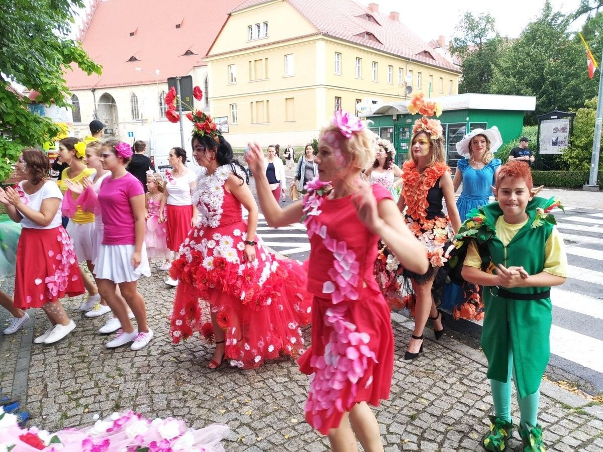 Ceramika Artystyczna zatanczyła w miasteczku Glina Show