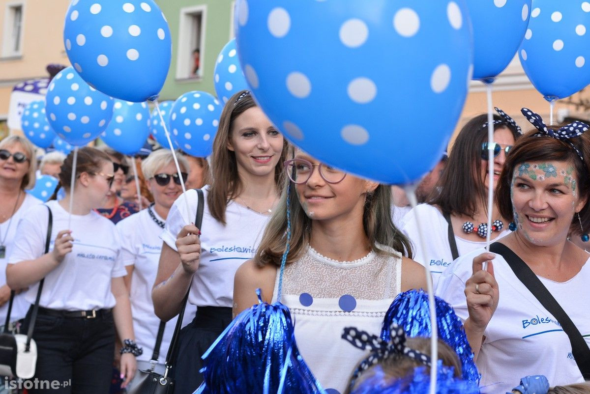 Parada otwierająca 25 Bolesławieckie Święto Ceramiki