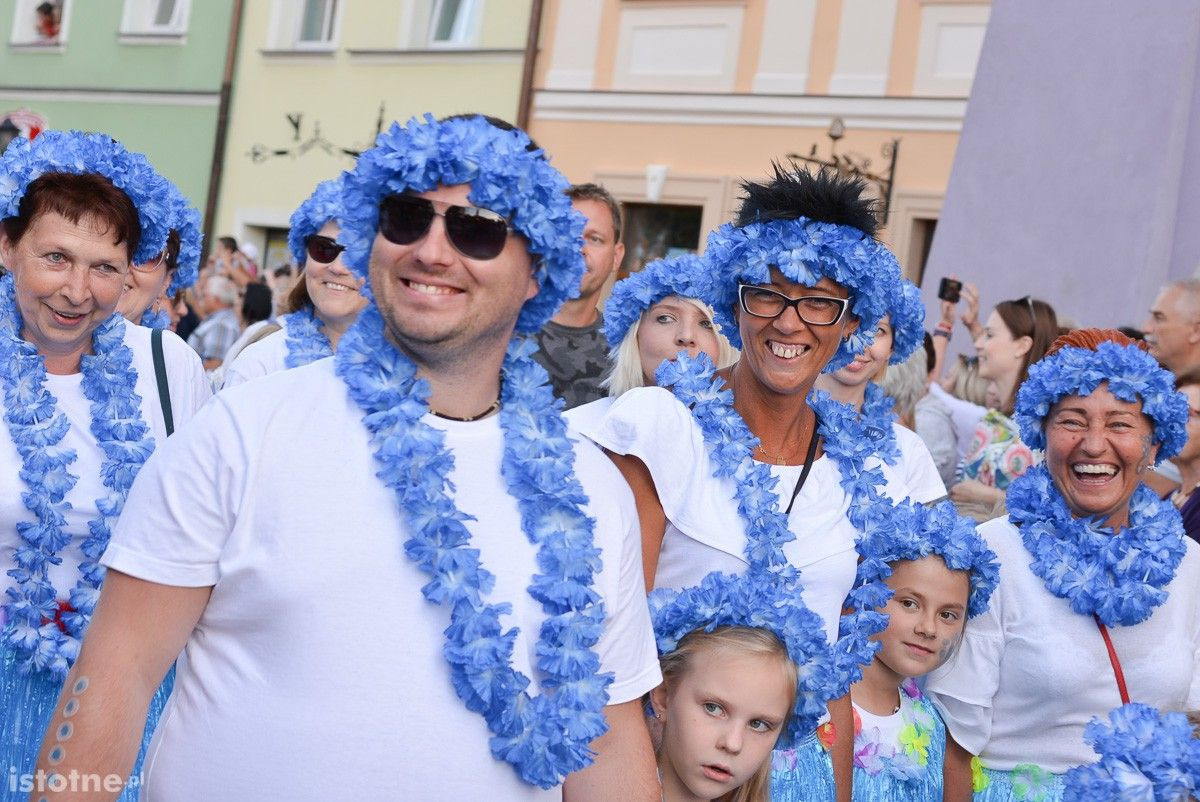 Parada otwierająca 25 Bolesławieckie Święto Ceramiki