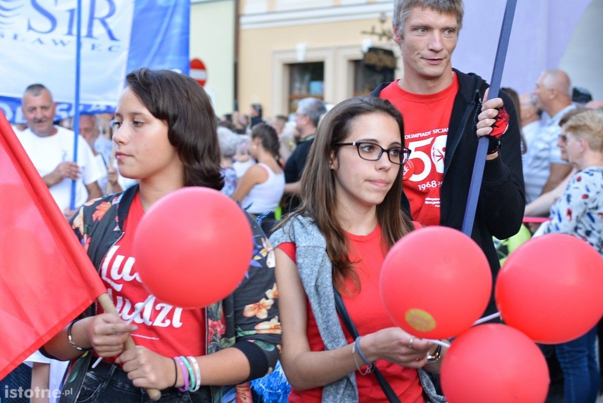 Parada otwierająca 25 Bolesławieckie Święto Ceramiki