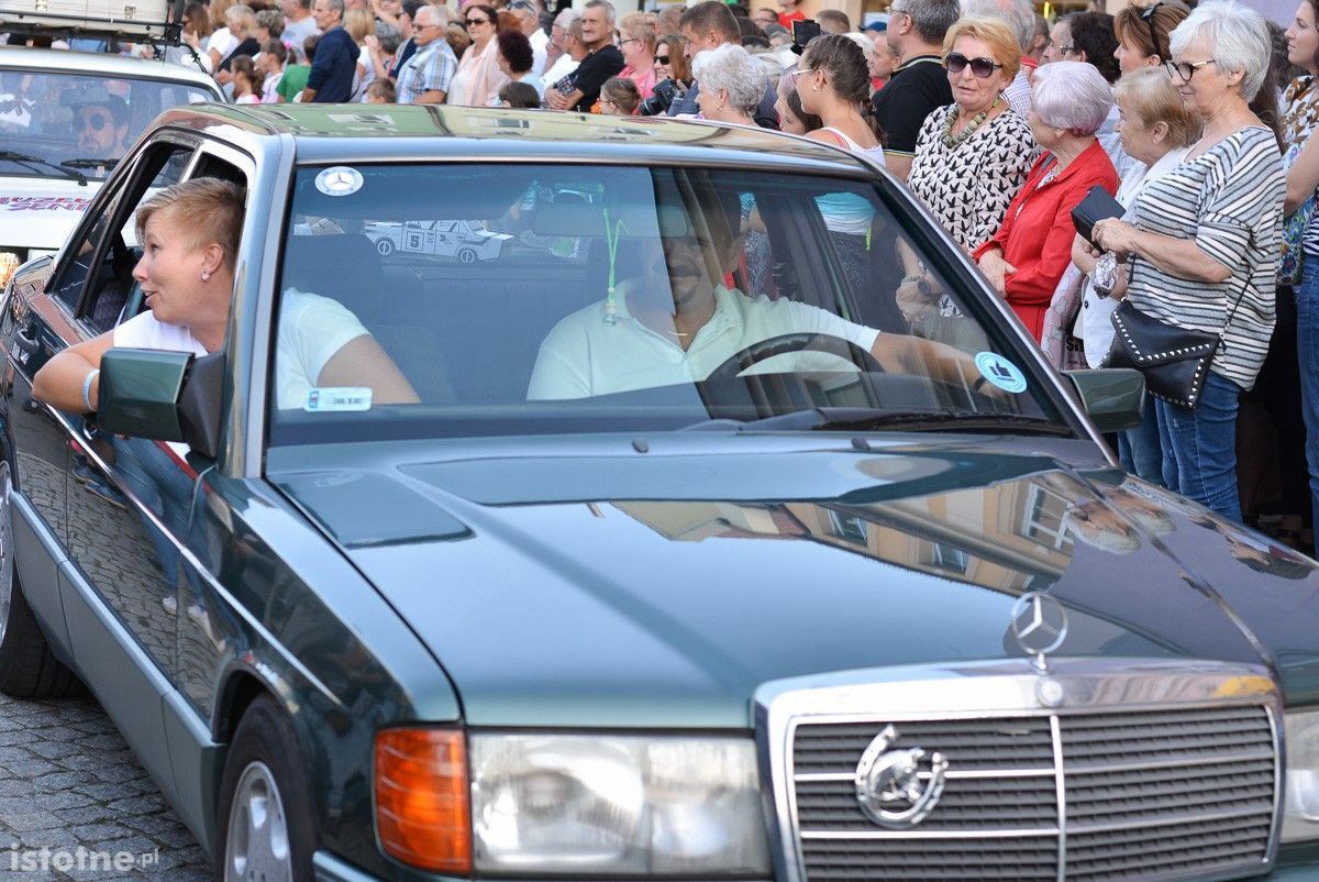 Parada otwierająca 25 Bolesławieckie Święto Ceramiki