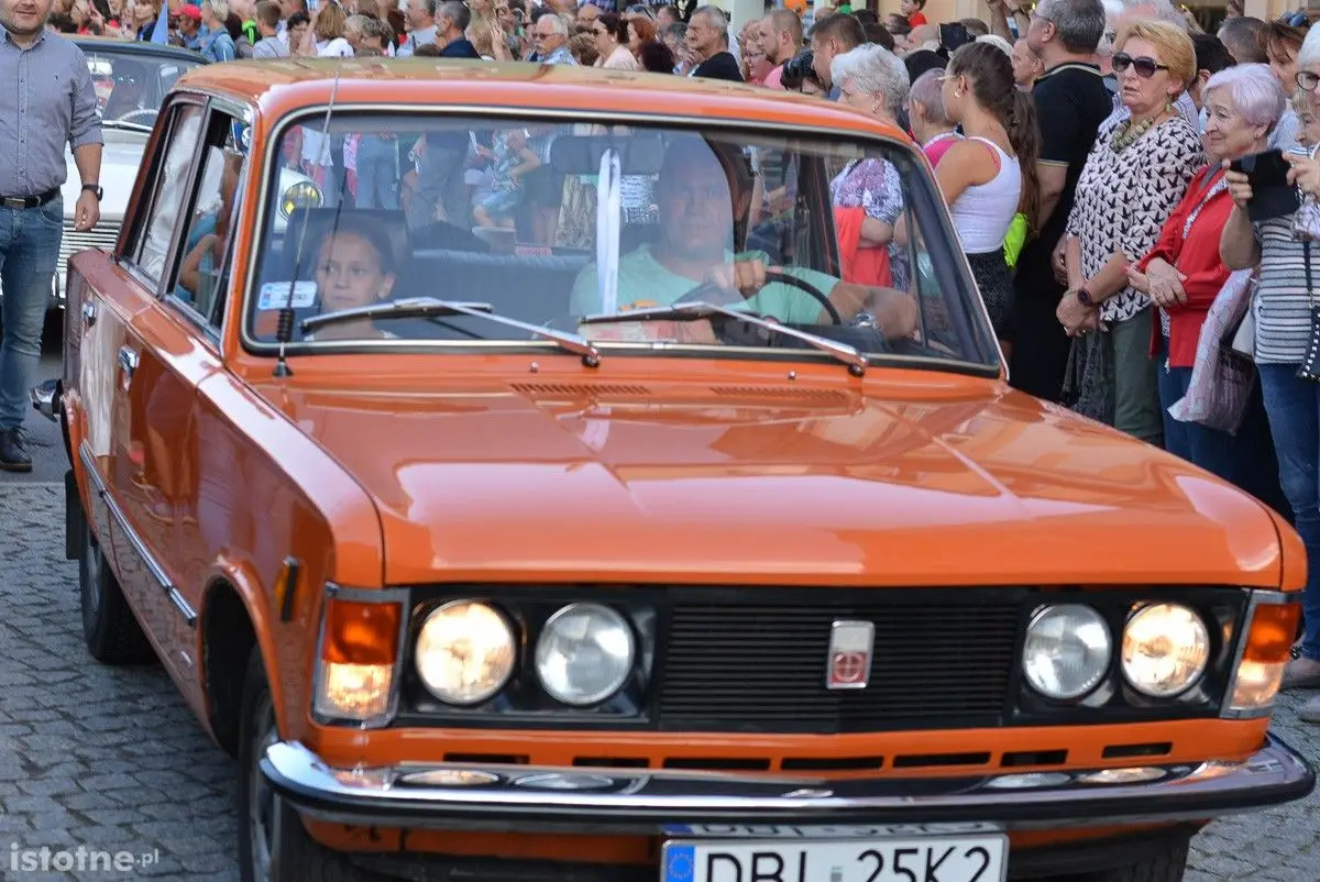 Parada otwierająca 25 Bolesławieckie Święto Ceramiki