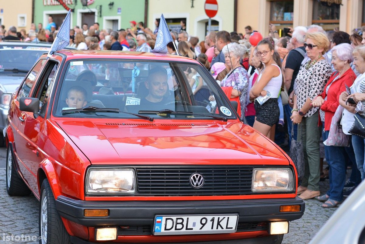 Parada otwierająca 25 Bolesławieckie Święto Ceramiki