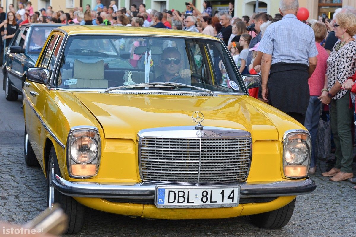 Parada otwierająca 25 Bolesławieckie Święto Ceramiki