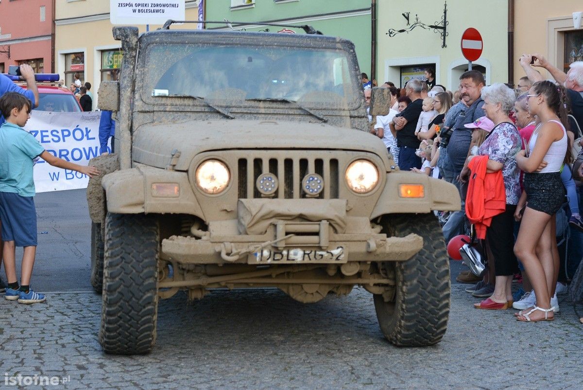 Parada otwierająca 25 Bolesławieckie Święto Ceramiki