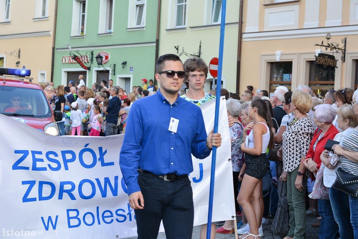 Parada otwierająca 25 Bolesławieckie Święto Ceramiki