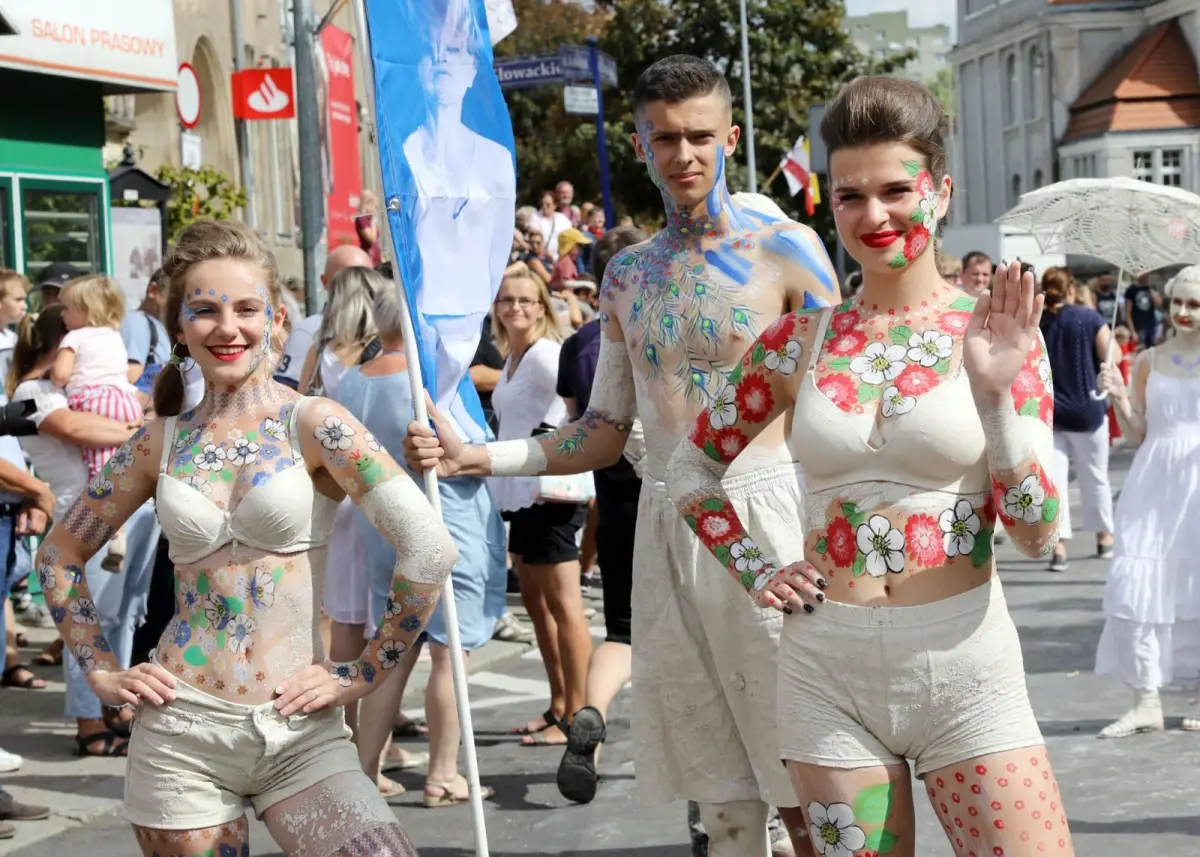 Żywe dzieła sztuki! Bodypaiting z Ceramiką Artystyczną