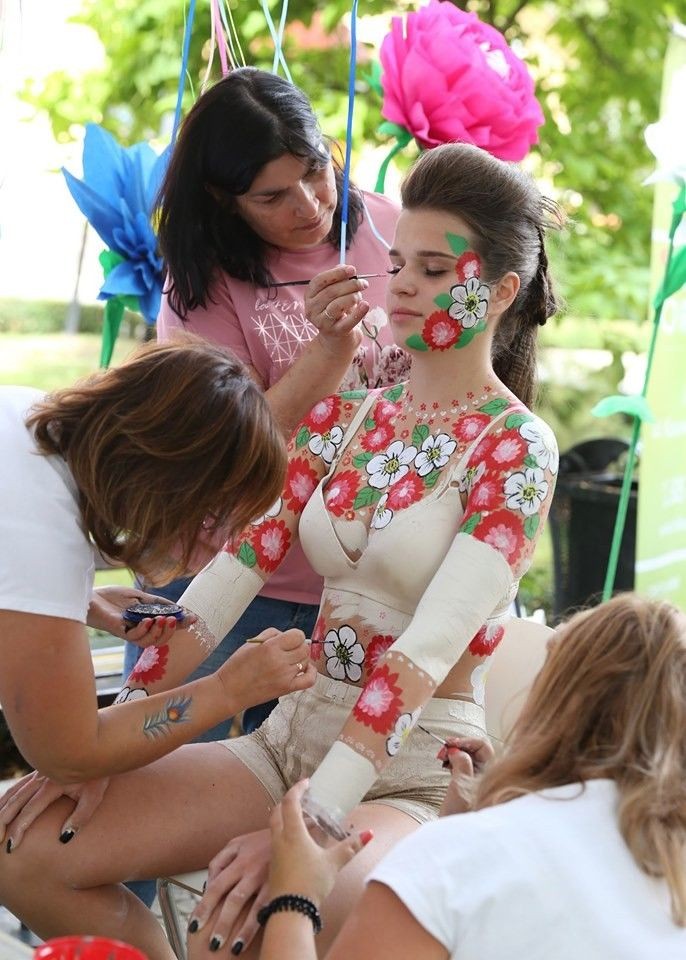 Żywe dzieła sztuki! Bodypaiting z Ceramiką Artystyczną