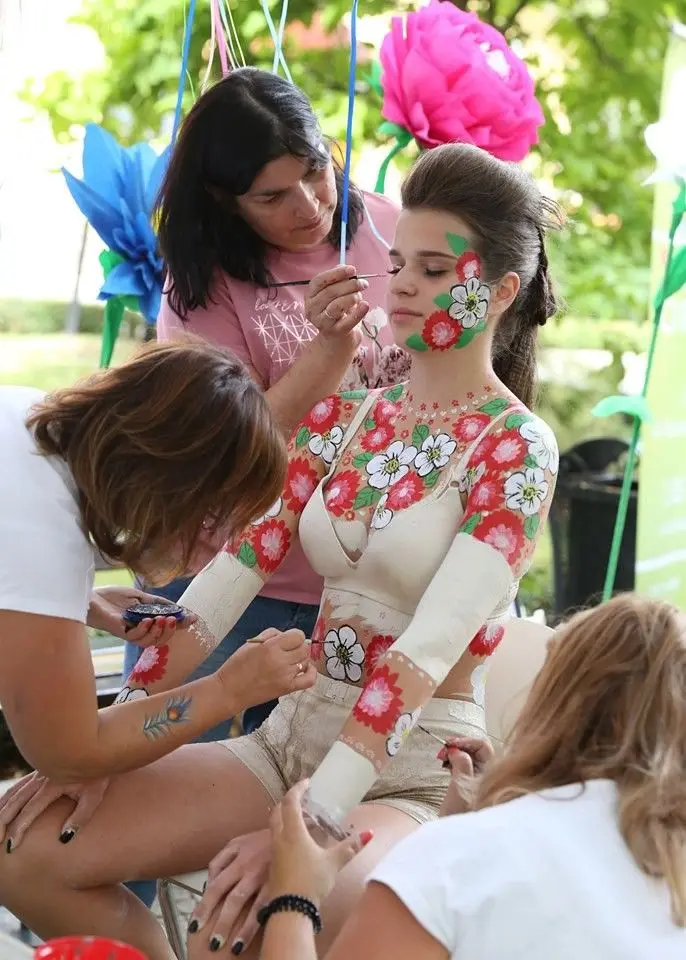 Żywe dzieła sztuki! Bodypaiting z Ceramiką Artystyczną