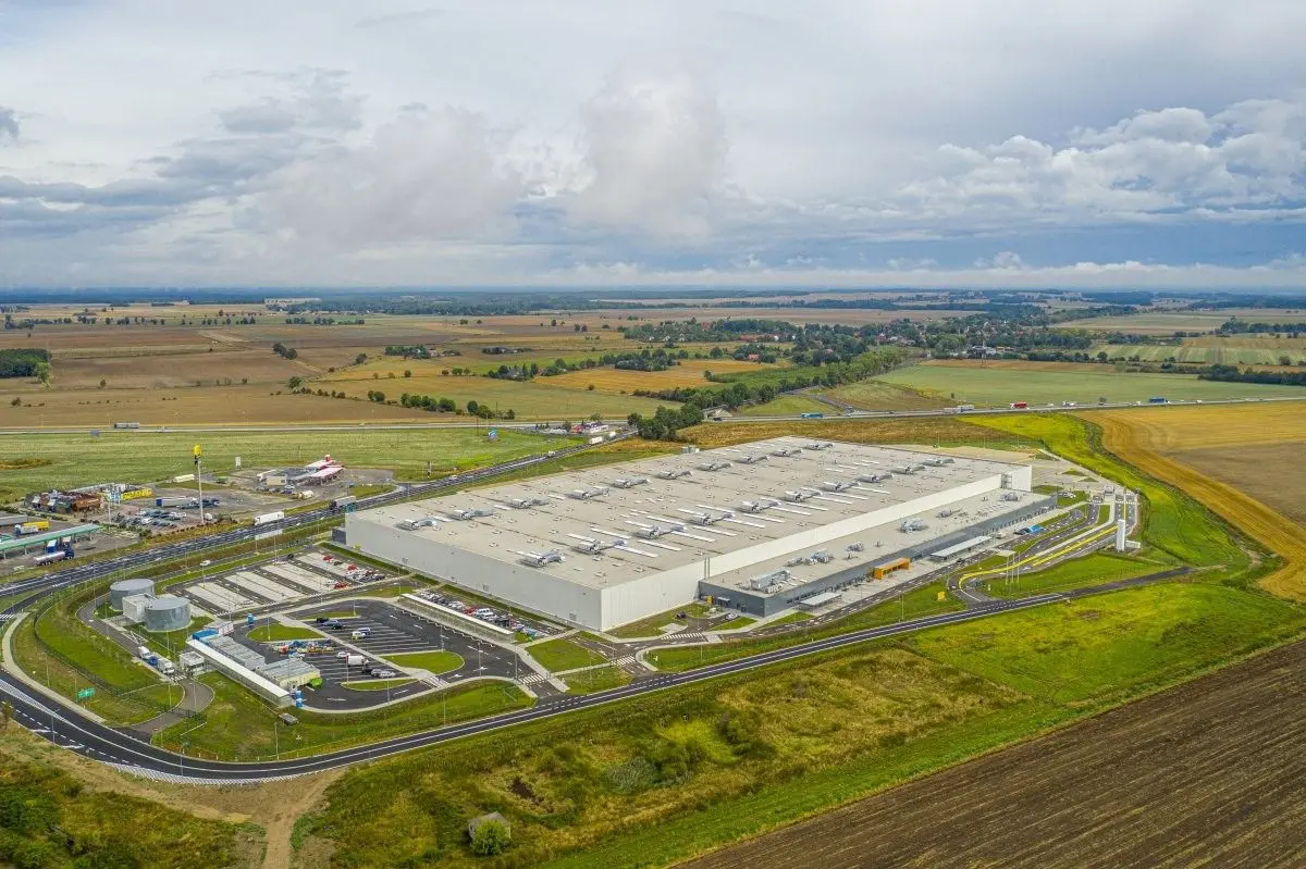 Amazon w Okmianach