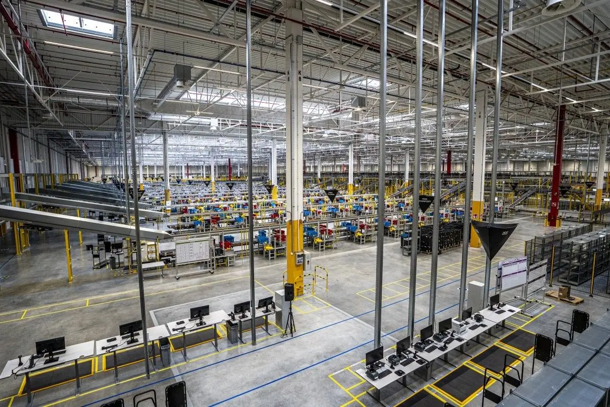 Amazon w Okmianach