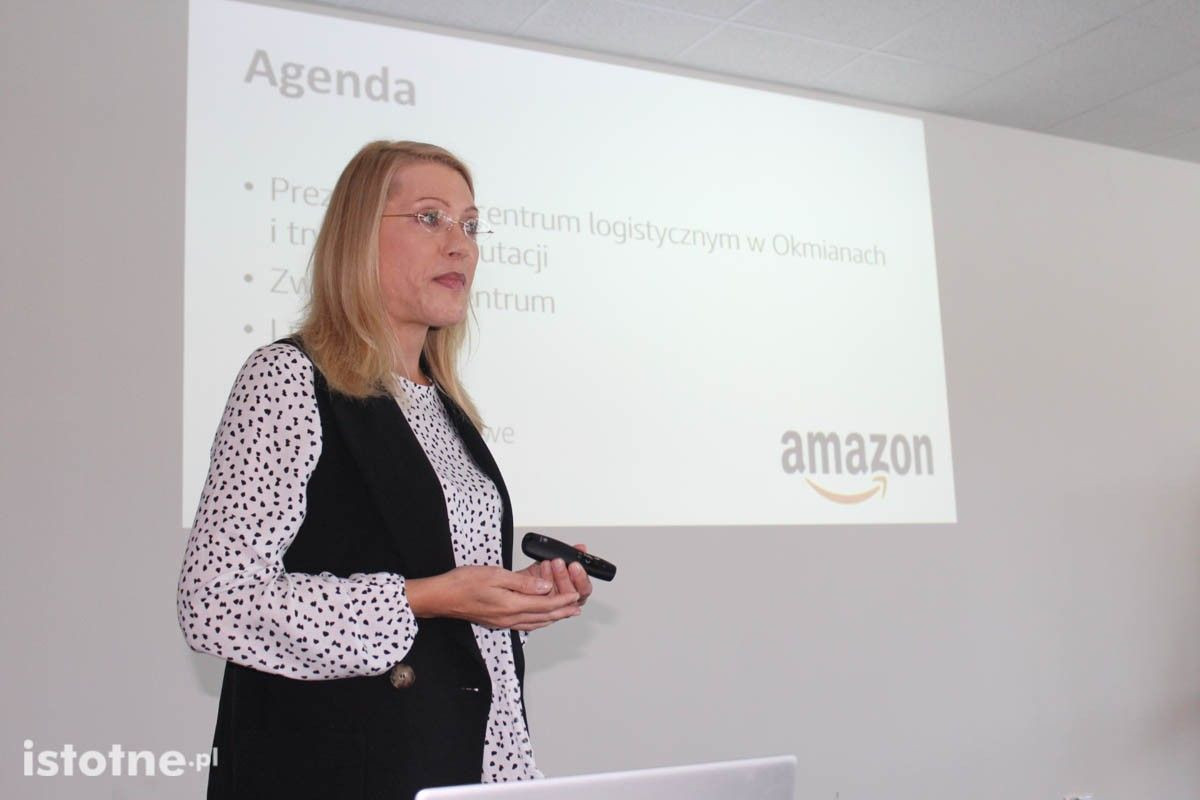 Briefing prasowy w Centrum Amazon w Okmianach