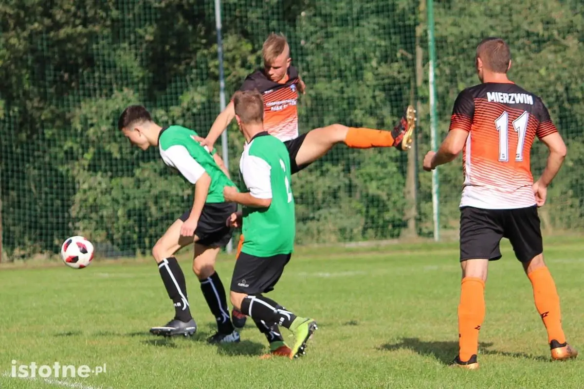 BKS wygrywa z Mierzwinem w pierwszej rundzie Okręgowego Pucharu Polski
