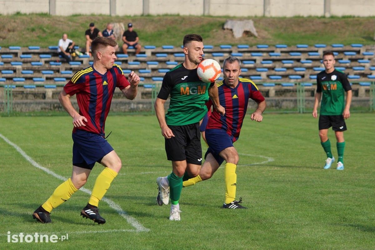 BKS zremisował z Pogonią Świerzawa