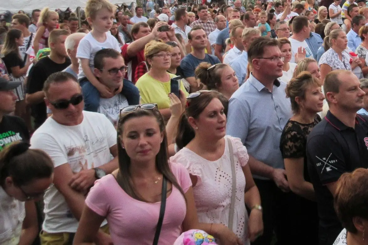 Koncert zespołu Weekend na dożynkach gminnych