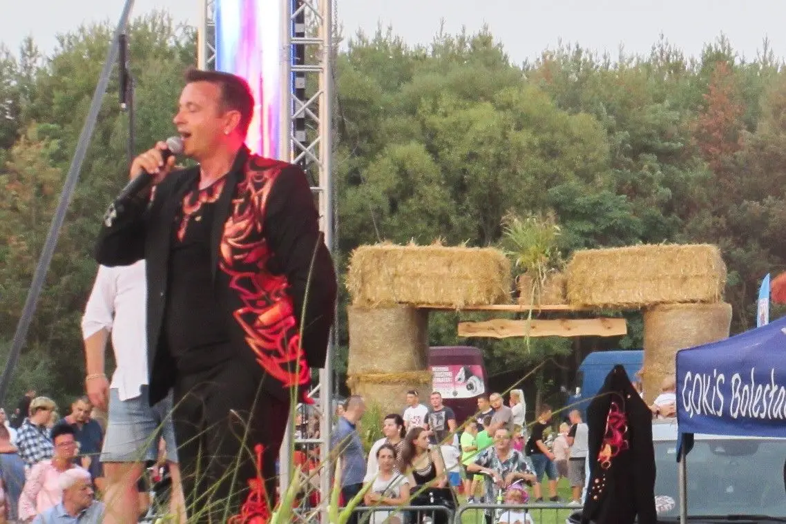 Koncert zespołu Weekend na dożynkach gminnych