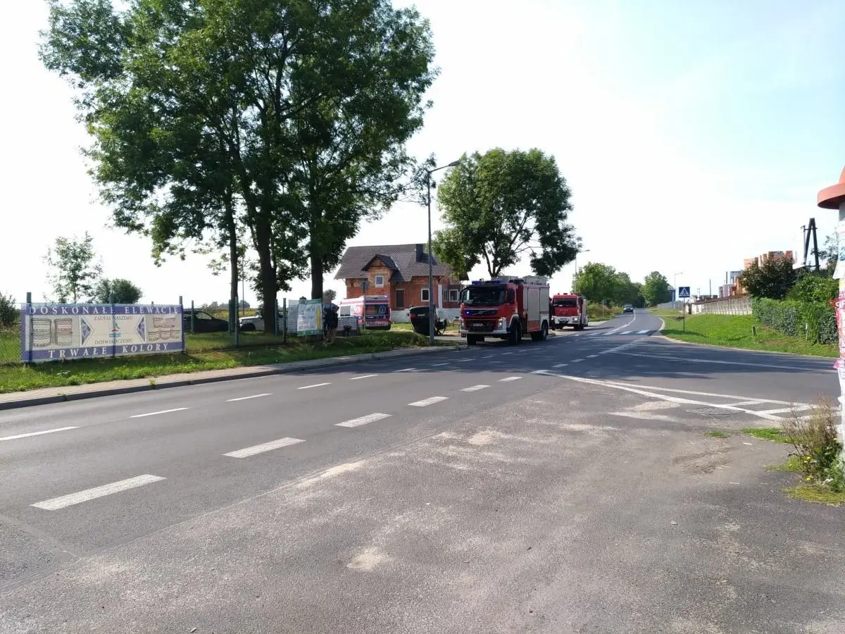 Wypadek w Kraśniku. Seat dachował