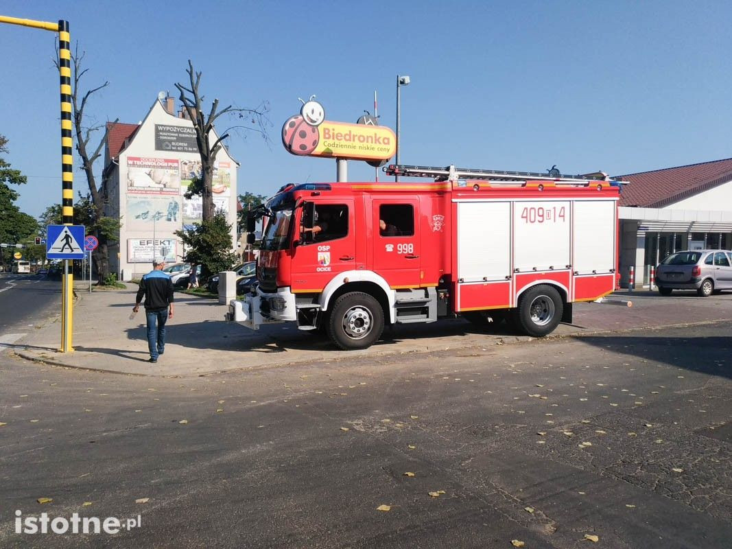 Niewybuchy przy Hutniczej - trwa ewakuacja ludności