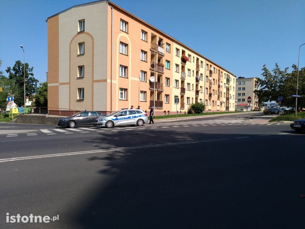 Niewybuchy przy Hutniczej - trwa ewakuacja ludności