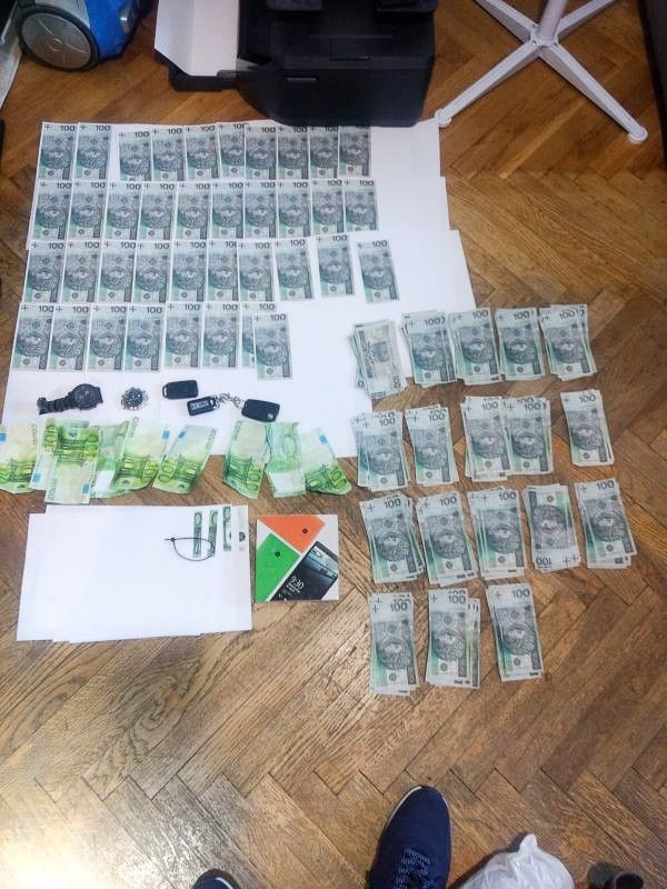 21-letni fałszerz pieniędzy aresztowany