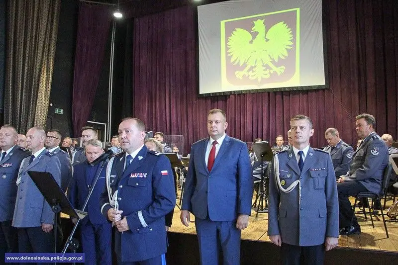 Nowi policjanci ślubowali. 2 z nich będzie służyć w Bolesławcu